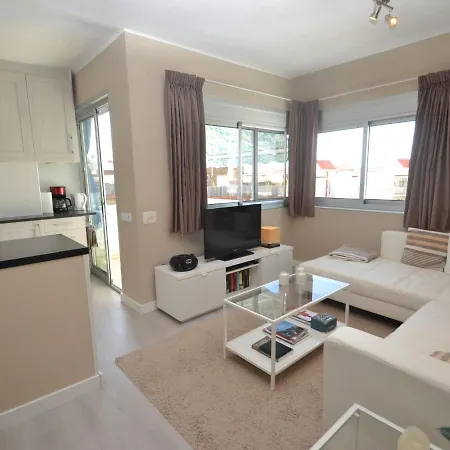 Layes By Interhome דירה *